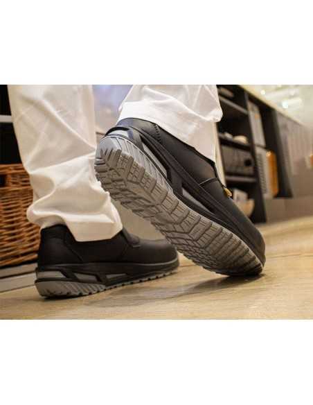 Scarpa da Cuoco Nera Ortopedica GIASCO ARENDAL S2 FO SR | ESD